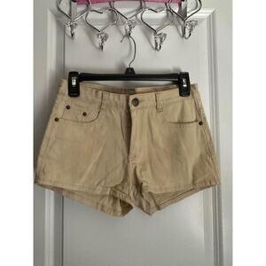 Women’s girls khaki shorts size small.